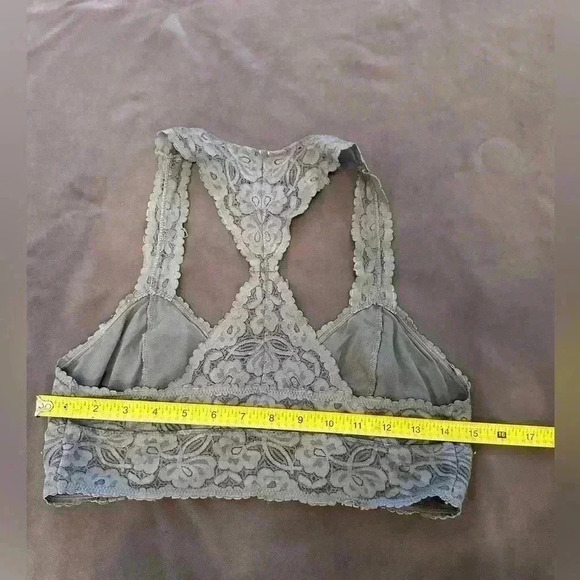 Free People Charcoal Gray Lace Bralette Medium, Racerback Style Intimately - Picture 12 of 12